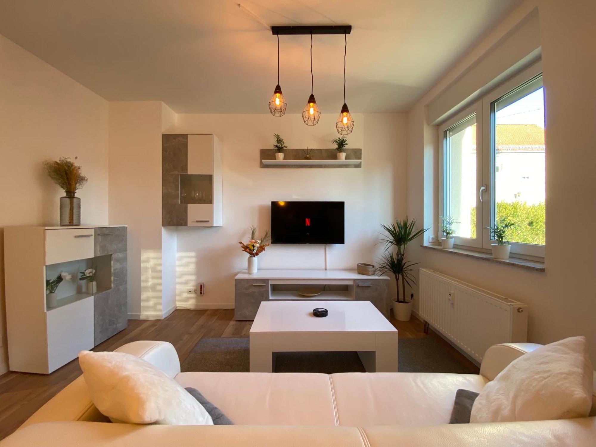 Hochwertige Ferienwohnung Mit 7Qm Balkon, Netflix, Kaffeeautomat, Rainshower Bad Τσβικάου Εξωτερικό φωτογραφία